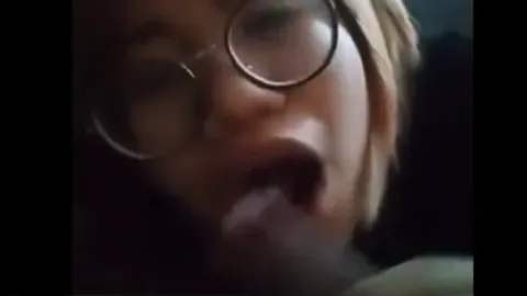 Nilalaro niya muna tite ng jowa